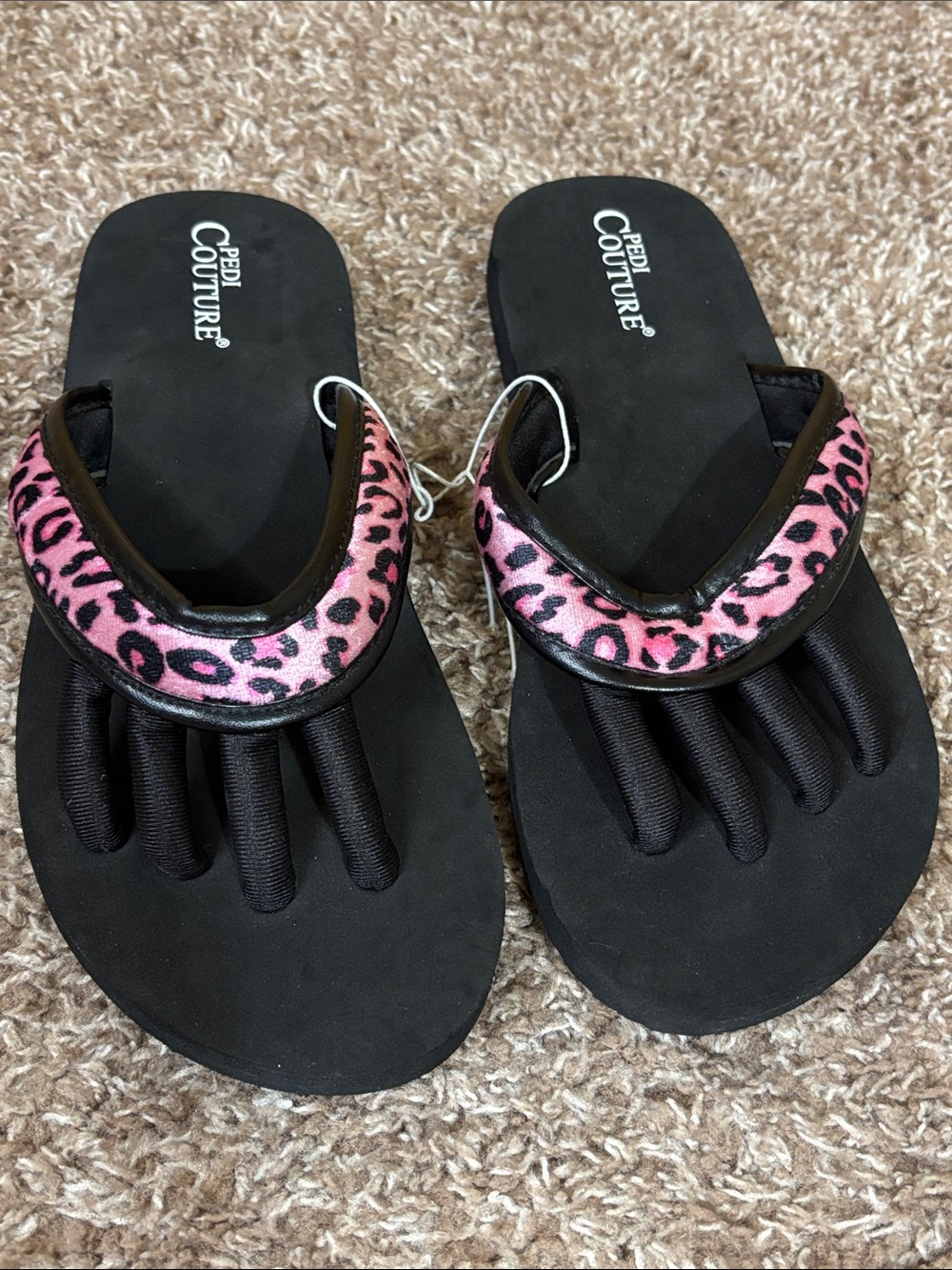 Pedi Couture Pink Leopard Print Toe-Loop Sandals